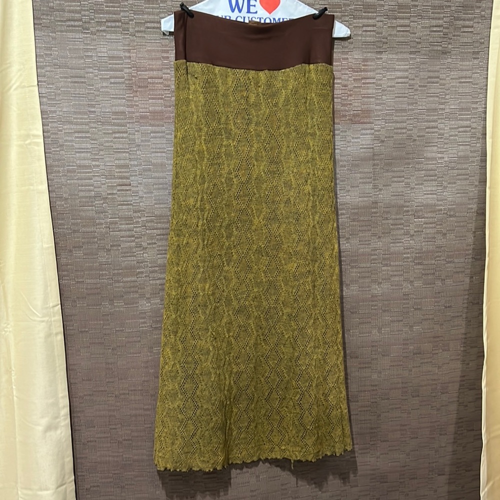 Dick & Jayne straight skirt fully lined with elastic waist - crochet top